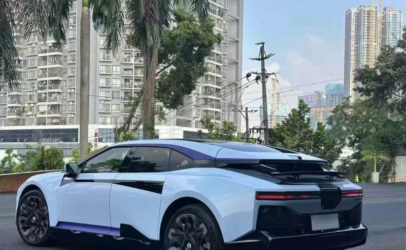 泉州23年高合汽車HiPhi Z4