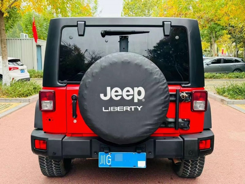 威海18年Jeep牧馬人4
