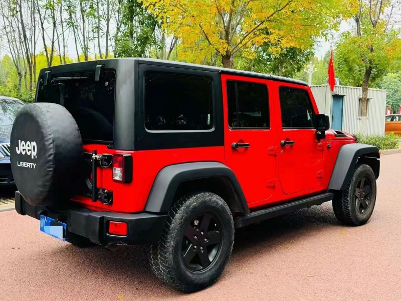 威海18年Jeep牧馬人9