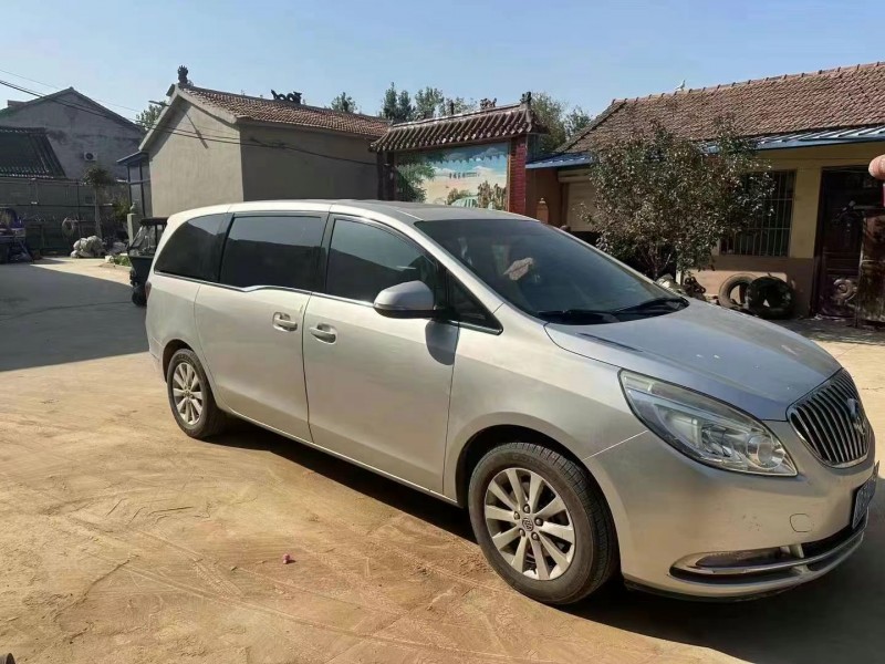 菏泽12年别克GL82