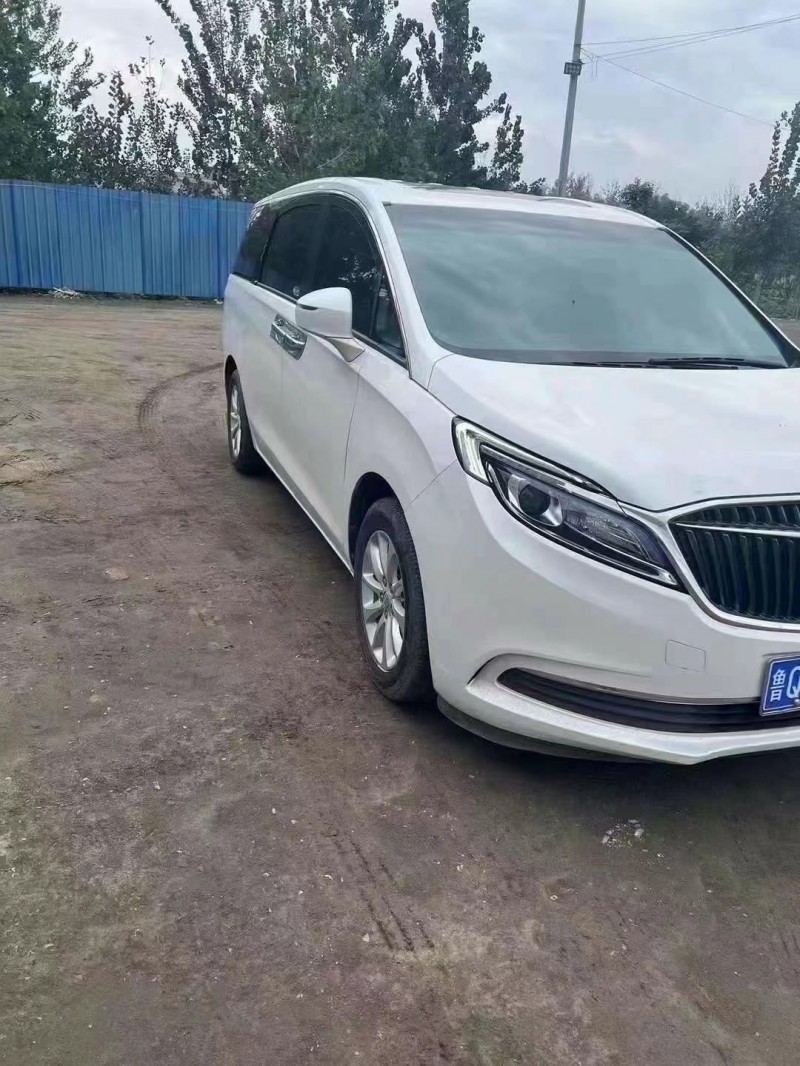 菏泽20年别克GL82