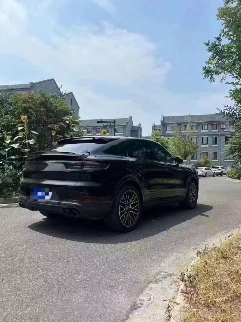金華20年保時捷卡宴4