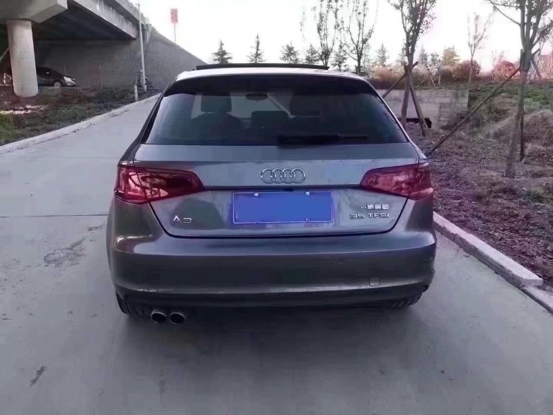 青岛15年奥迪A39