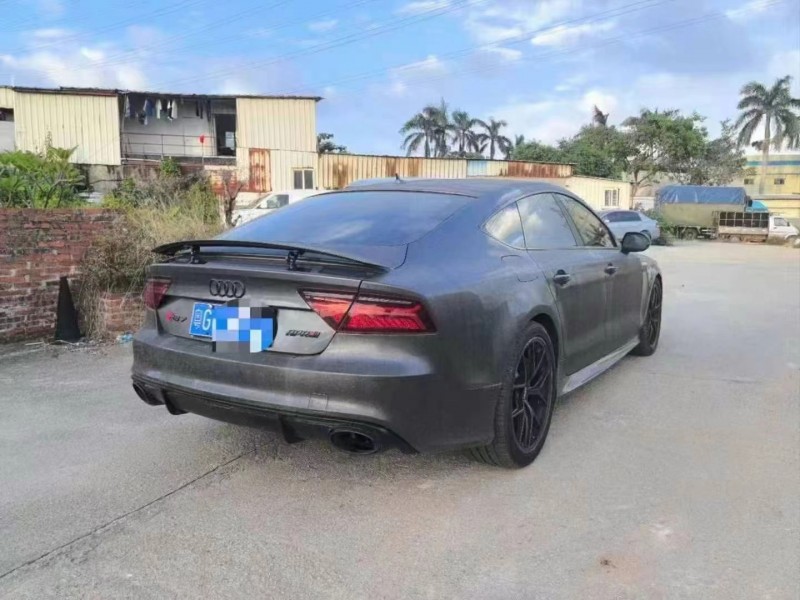 广州17年奥迪RS77