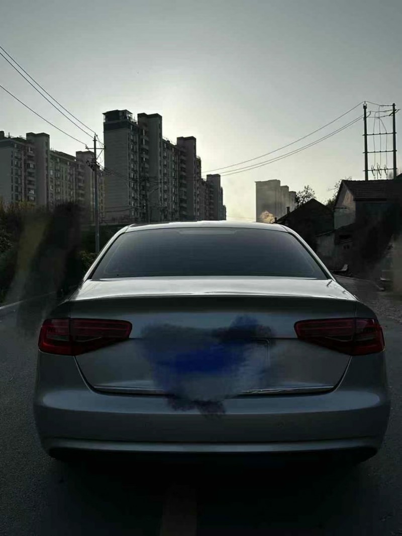 菏泽15年奥迪A4L9