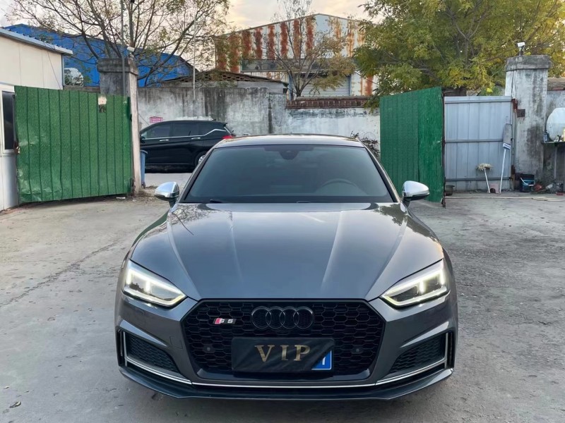 济宁19年奥迪S51