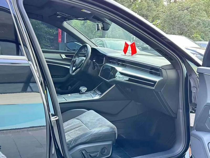 广州22年奥迪A6L6