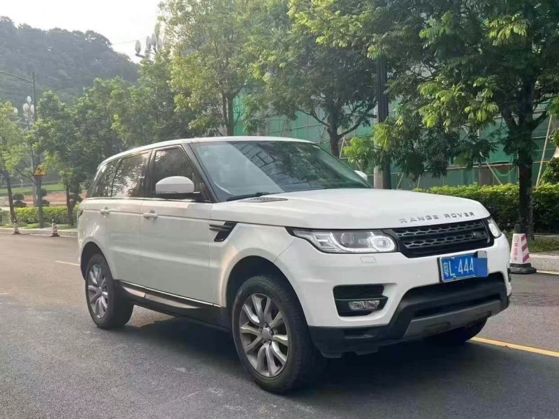 广州16年路虎揽胜运动3