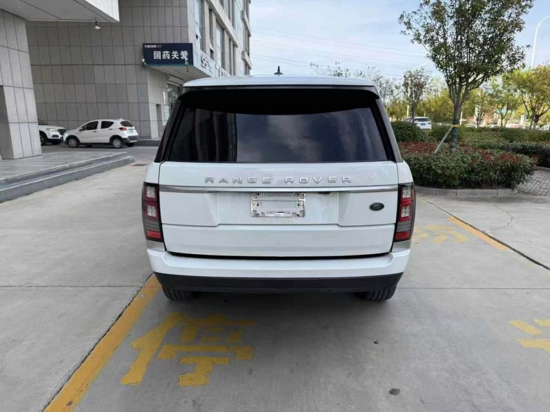 济宁16年路虎揽胜行政9