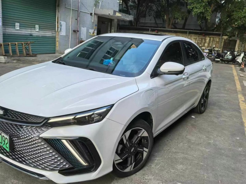 成都23年吉利雷神5