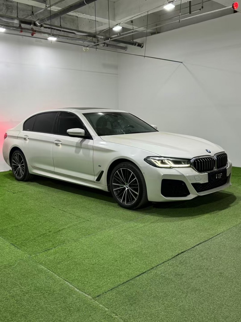 保定21年宝马5系3