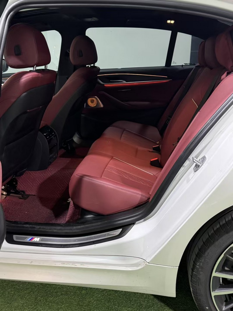 保定21年宝马5系6