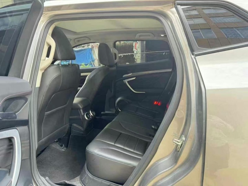 桂林18年長城汽車WEY VV74