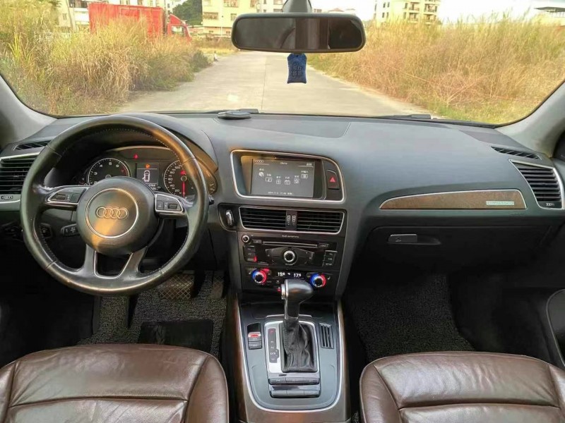 广州14年奥迪Q57