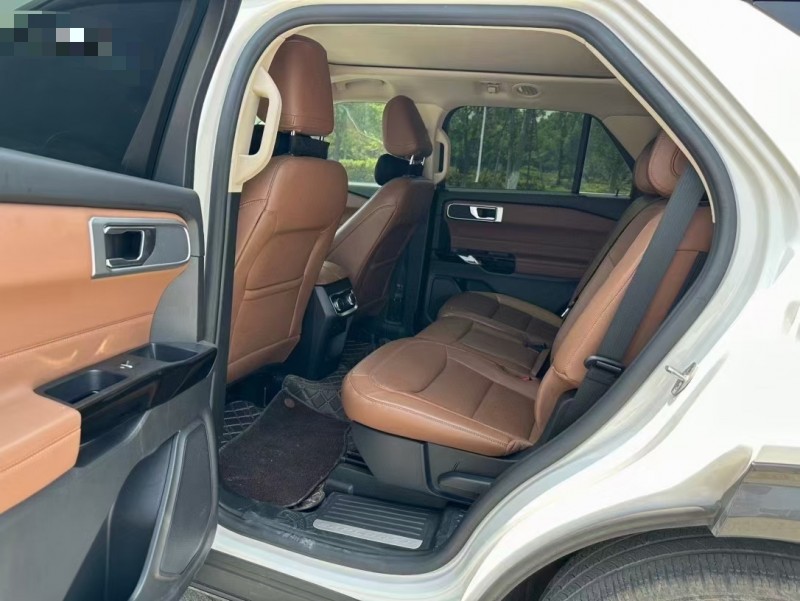 盐城22年福特探险者5