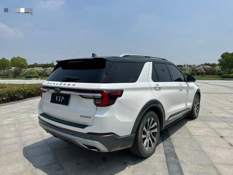 盐城22年福特探险者8