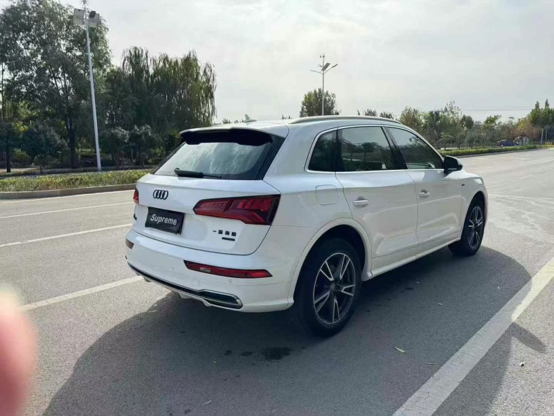 枣庄20年奥迪Q58