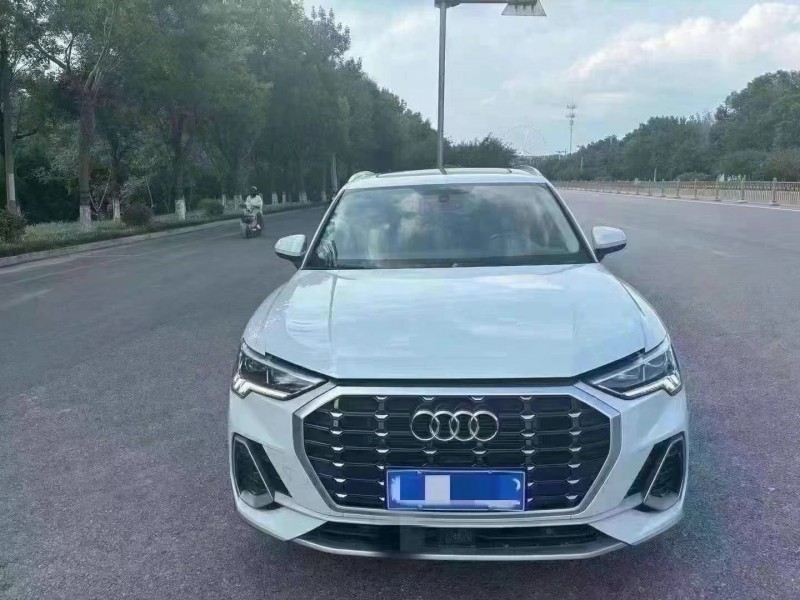 济宁22年奥迪Q31
