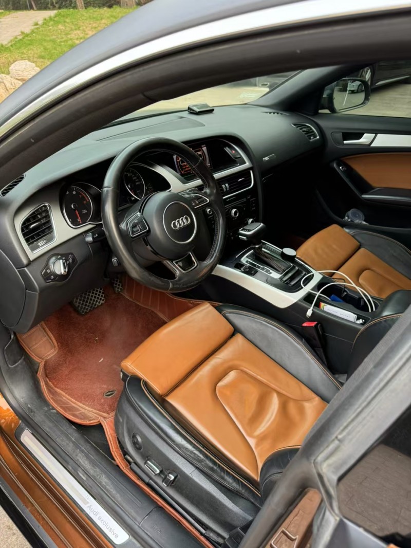 邢台13年奥迪A55