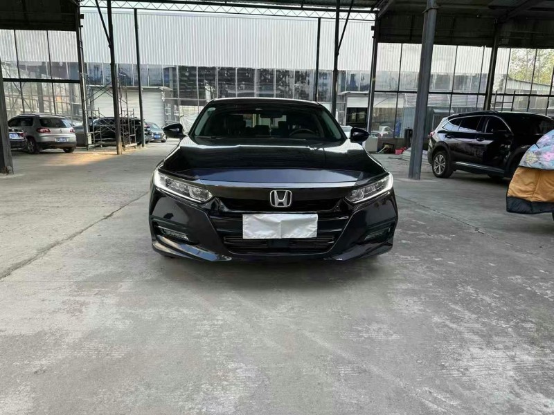 徐州21年本田雅阁1