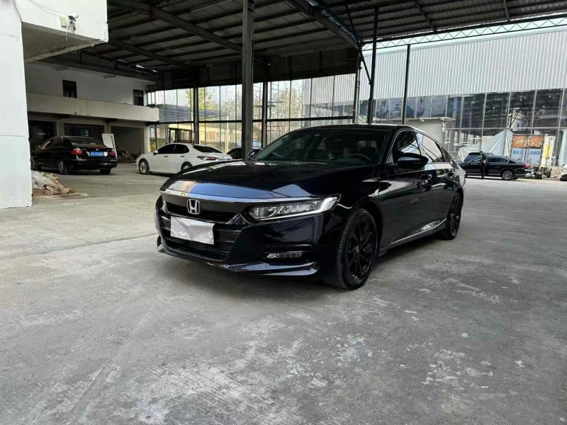 徐州21年本田雅阁2