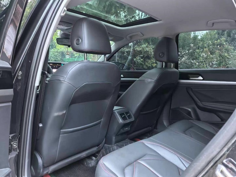 保定24年大众朗逸6