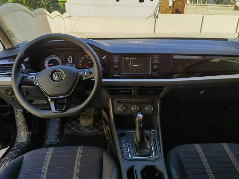 保定20年大众朗逸7