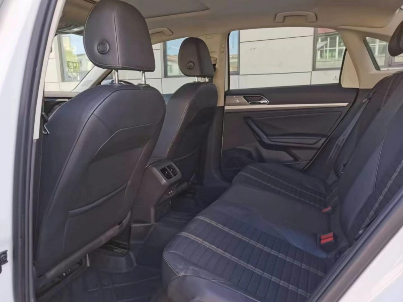 保定19年大众朗逸6