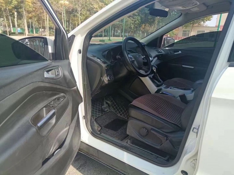 济宁16年福特翼虎2