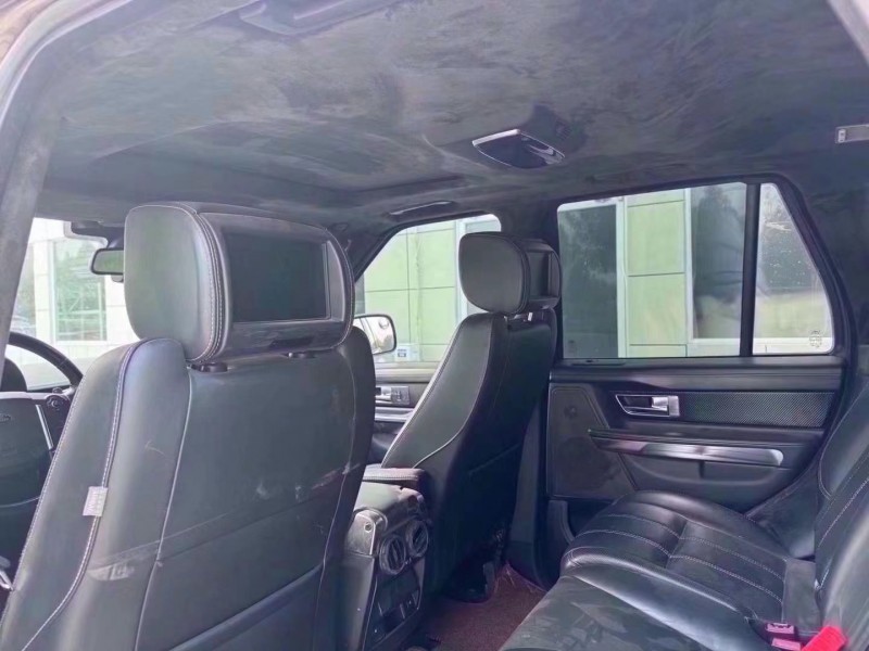 济宁13年路虎揽胜运动7