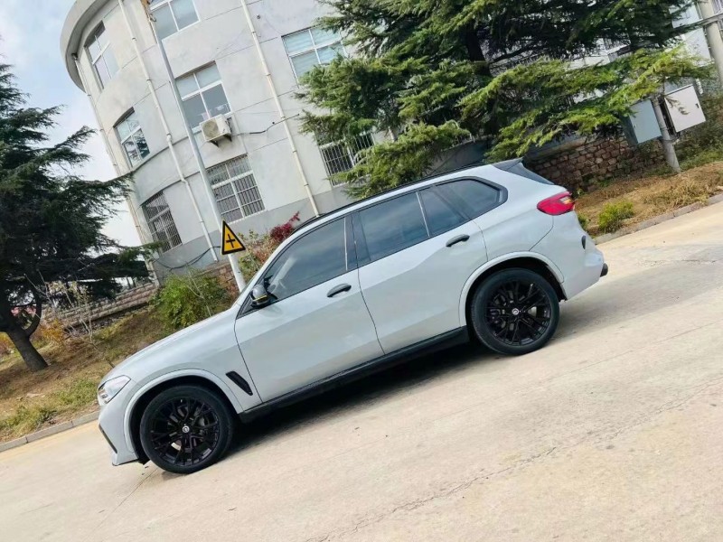 济宁19年宝马X52