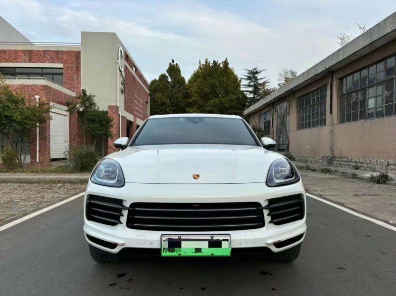 泰安20年保時捷卡宴1