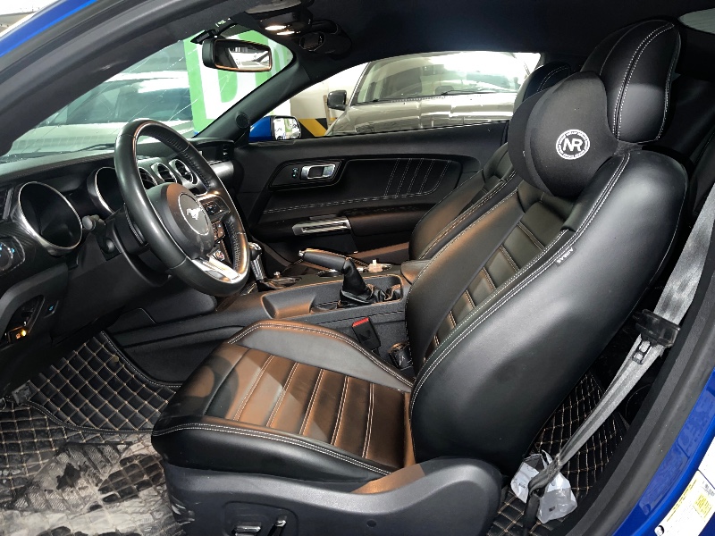 成都18年福特野马4