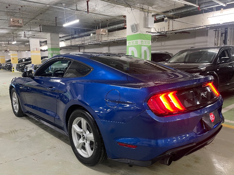 成都18年福特野马7