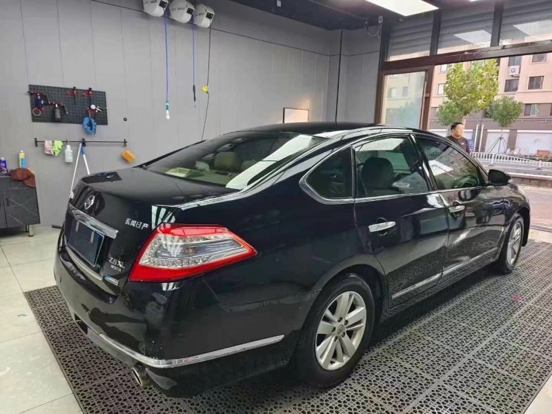 泰安12年日產天籟5