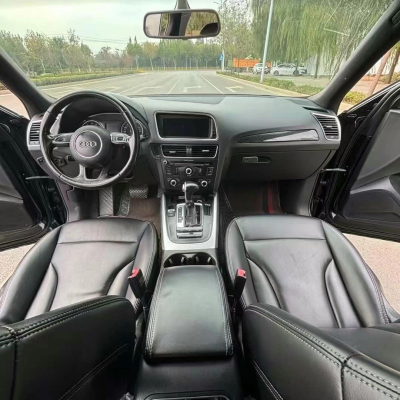 济宁15年奥迪Q59