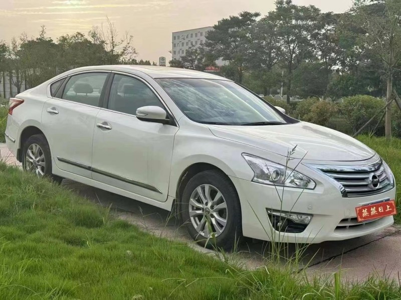 金華15年日產天籟3