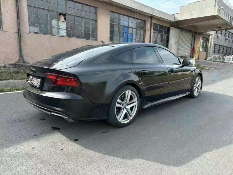 泰安18年奧迪A7L4