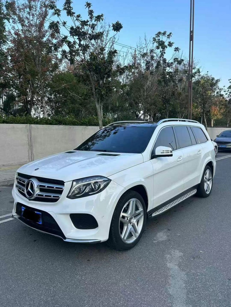 黃山17年奔馳GLS3