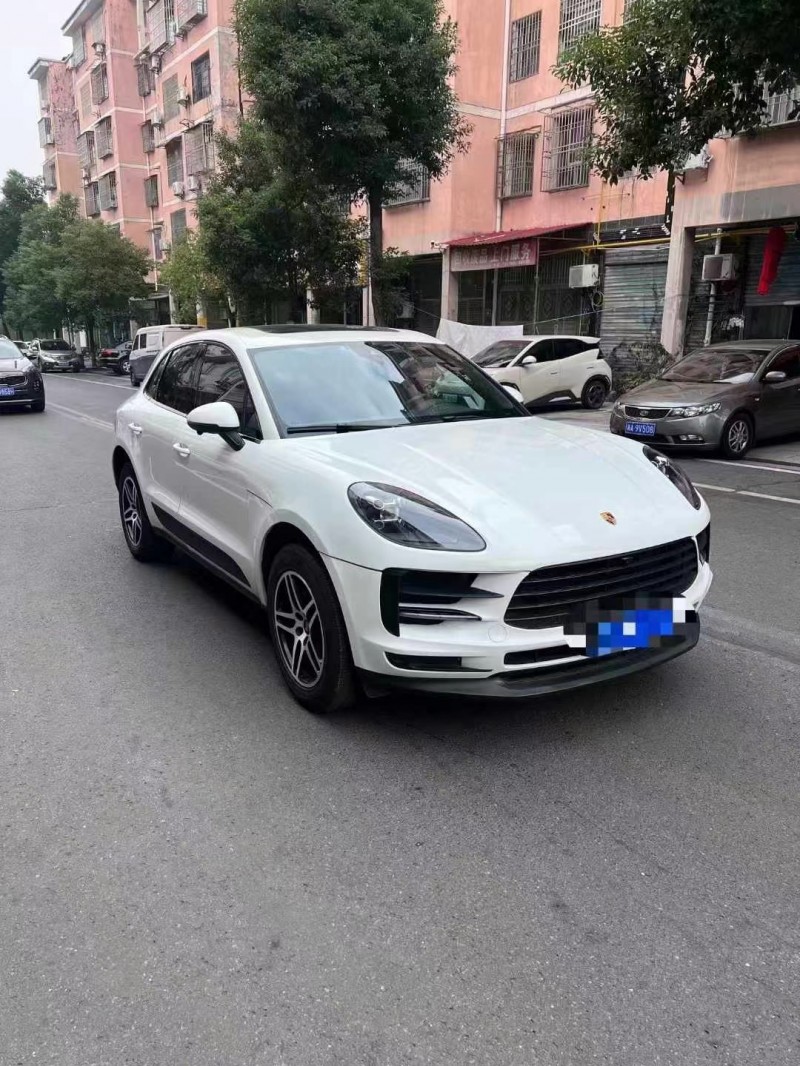 益阳19年保时捷Macan3