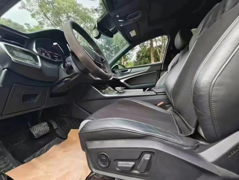 武汉21年奥迪A6L5