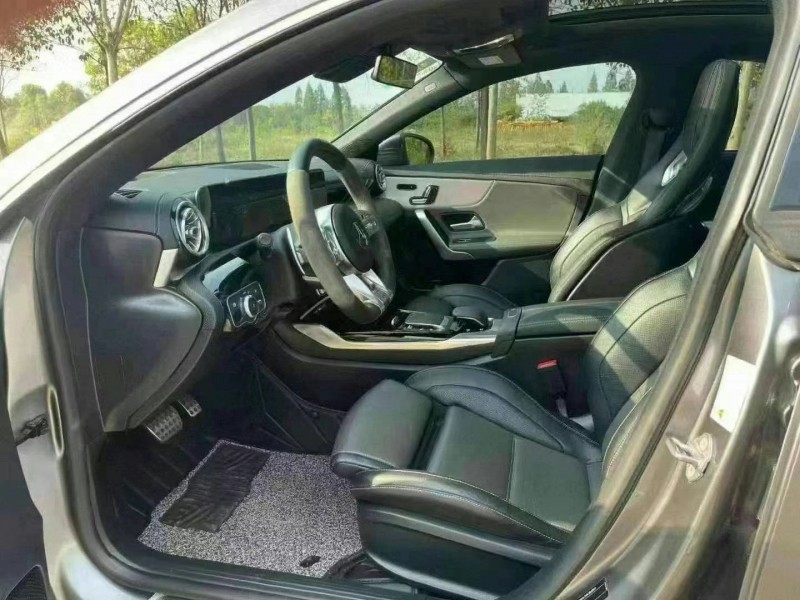 武汉20年奔驰CLA7