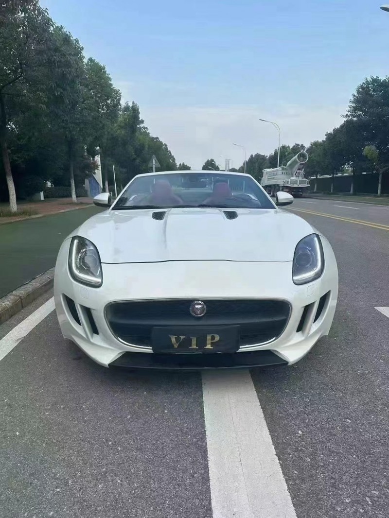 武漢17年捷豹F-Type1