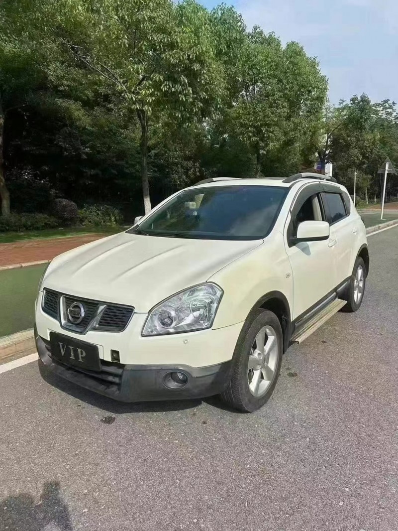 武汉15年日产逍客2