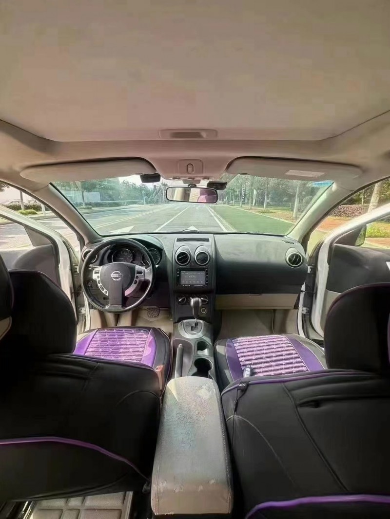 武汉15年日产逍客4