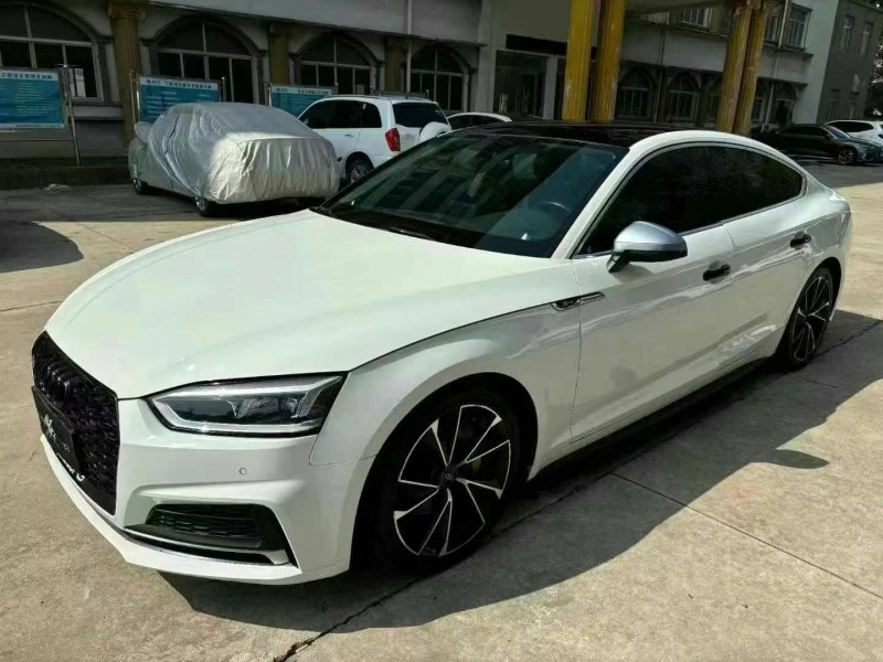 武汉19年奥迪A52