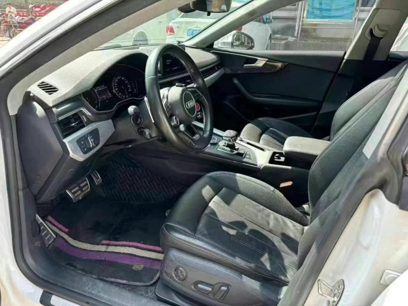 武汉19年奥迪A56