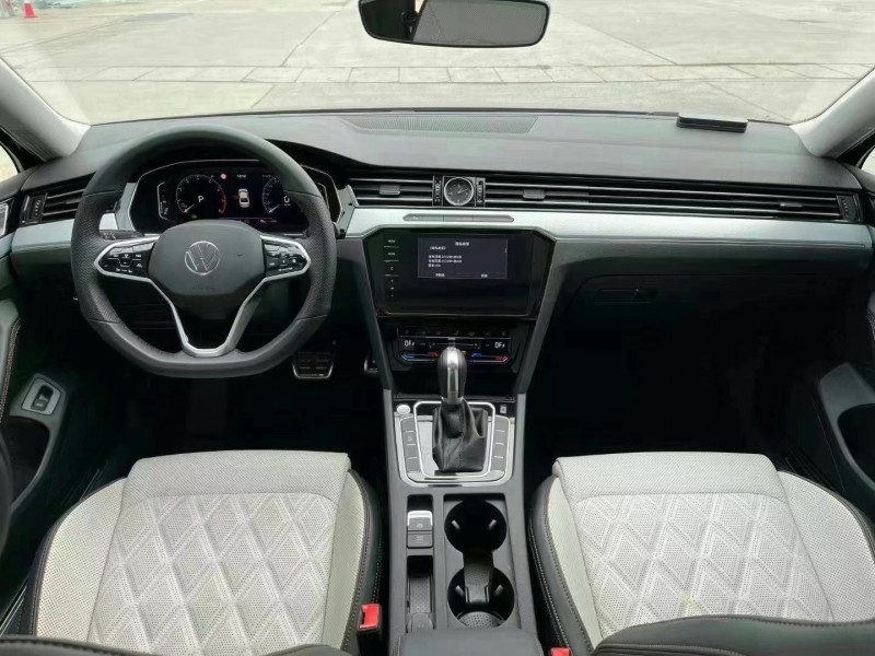 武汉24年大众迈腾4