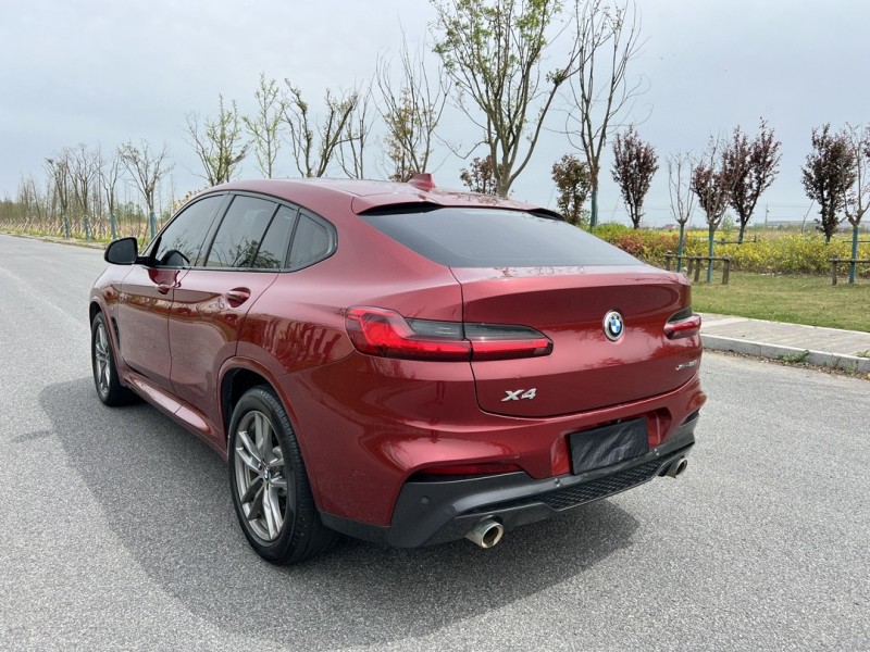 盐城19年宝马X49
