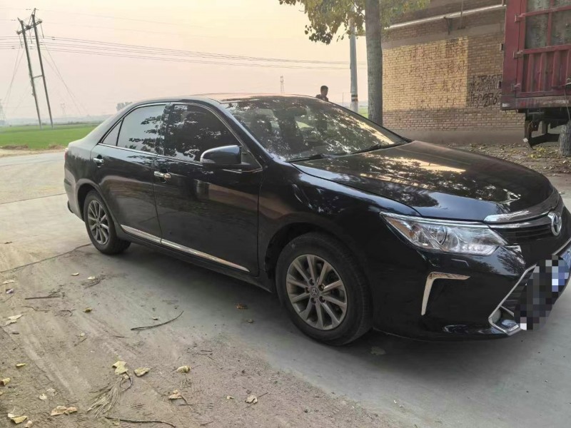 保定16年丰田凯美瑞3